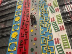 -极限PLAY运动娱乐新世界·团建派对潮玩休闲馆·室内蹦极高空游乐园