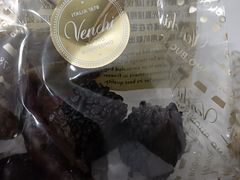 -VENCHI 闻绮(北京国贸商城店)