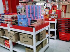 零售区-好特卖HotMaxx(杭州滨江宝龙城店)