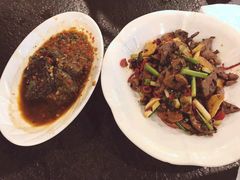 油炸臭豆腐-湘肠香火锅店(团结湖店)