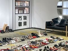 -万物奢潮中古奢侈品(青岛店)