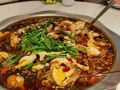 -乡土特色.冷锅鱼.牦牛肉汤锅