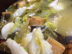 -周鱼小馆石锅酸菜鱼(活力汇店)