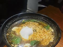 -京狮炙燥·精酿烧烤(首经贸店)
