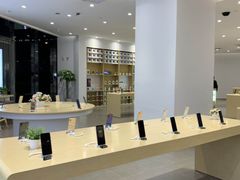 -华为授权体验店(中山公园来福士)
