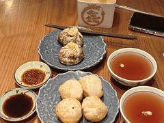 -鑫震源·苏式大虾生煎(山塘街店)