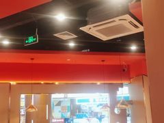 大堂-蜀香三绝·牛蛙·烤鱼·天府炒鸡(安丘泰华店)