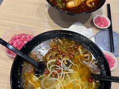 -苗乡米线(建军路店)