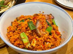 -帅巴人舅母子腊蹄民俗村