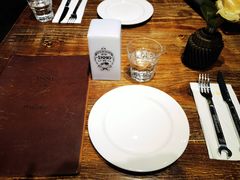 -1886德国汽车餐厅(外滩十六铺码头店)