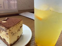 -上海三联书店READWAY(华中首店)