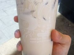 招牌珍珠奶茶-咕噜咕噜·章鱼小丸子(西湖路店)