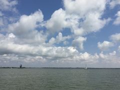 -上海滴水湖皇冠假日酒店