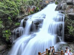 景点-黄满寨瀑布