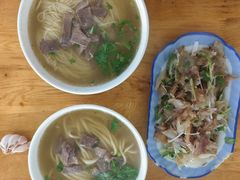 -十二忠手拉面(中华路店)