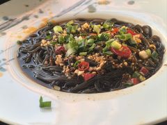 酸辣蕨根粉-那拉提之疆·新疆菜(美院店)