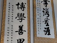 -荒岛实景沉浸密室(江汉路1店)
