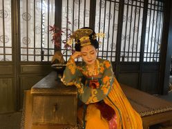 -盘子女人坊生日照·摄影馆(浦东店)