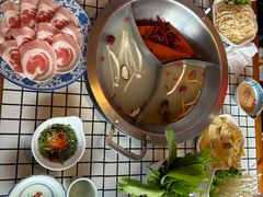 -山悦里 山野·鲜火锅(罗斯福广场店)