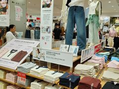 -优衣库(长沙国金中心店)
