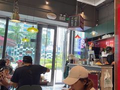 -腩得欢喜·牛腩煲火锅(万庭大厦店)