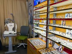-优医视平价眼镜蔡司依视路折扣工厂店(十里堡店)