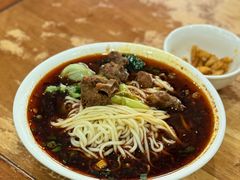 -胡成记口蘑龙眼包子(盐道街店)