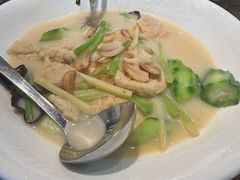 -黄但记老店·陈村粉食府