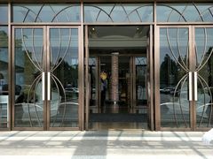 -红星美凯龙国际家居博览中心至尊mall停车场