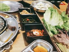 -青瓦炭韩潮烤肉(花园道店)