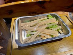 -小饕荟雅安贡椒鱼鲜馆(广福桥店)