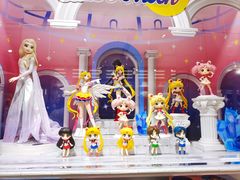 -泡泡玛特POPMART(国金街店)