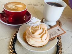 -Me Coffee下午茶艺术空间