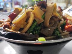 -天天向上素食餐厅(五台山店)