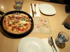-必胜客(机场路店)