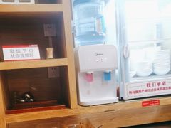 -南城香·饭香串香馄饨香(红军营店)