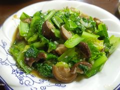 香菇小白菜-公寓家常菜馆(海军博物馆店)