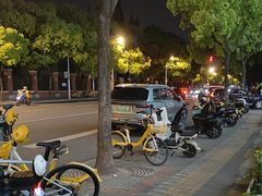-静安大融城·停车场