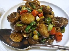头抽干烧鲜白蘑-北京厨房(西安SKP店)