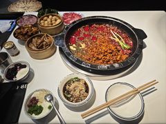 -卤校长老火锅(杨家坪直营店)