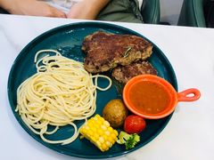 -丽莎沙拉轻食餐厅(国贸店)