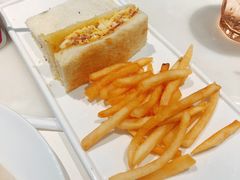 -港丽餐厅(高德置地店)