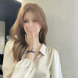 -丝语萱形象