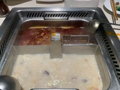 -海底捞火锅鲜切牛肉主题店(长寿路店)