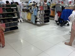 -优衣库(郑州二七万达广场店)
