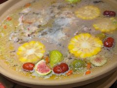 -沙胆彪炭炉牛杂煲(上海日月光广场店)