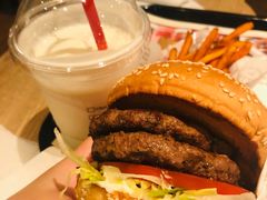 -The Habit Burger Grill 哈比特汉堡(复兴soho店)