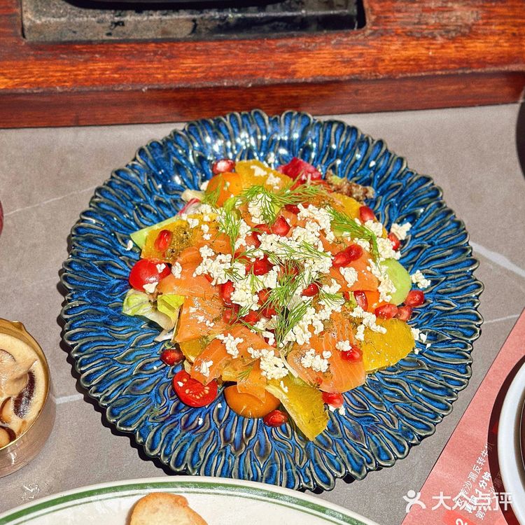 什么❗️拿茅台酒做牛排❓好香呀❗️