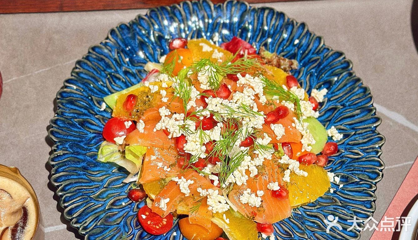 什么❗️拿茅台酒做牛排❓好香呀❗️