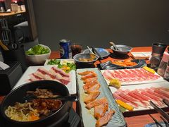 -山之屋炭火烧肉·生啤畅饮(大朗万科中央公园店)